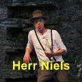 40 Herr Niels